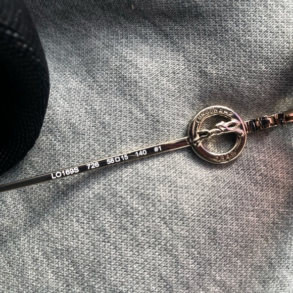 Designer shades. - Picture 7 of 10